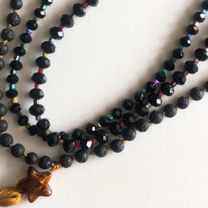 Collares de japamala y cristal negros