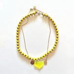 Cargar imagen en el visor de la galería, Conjunto collar de cristal amarillo y protección
