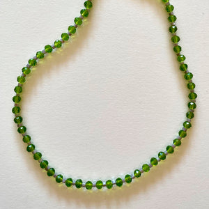 El collar de cristal verde