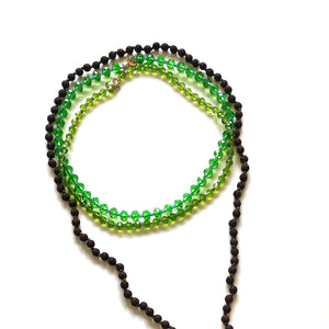 Collares de japamala marrón y cristal verde